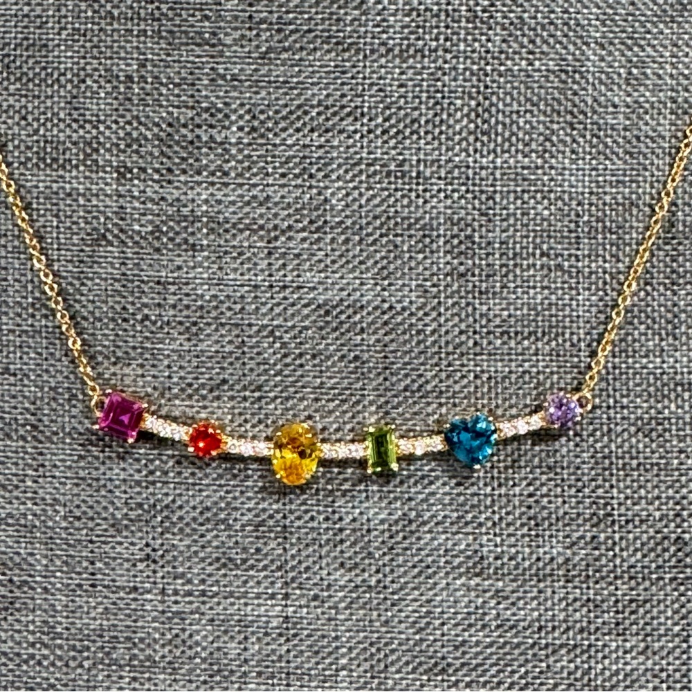 Kurt Geiger London Mixed Crystal Frontal Necklace Goldtone plate/cubic zirconia - Picture 2 of 6
